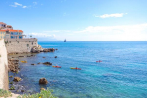 Studio Antibes 5min Train Station & Sea - AC & Balcony